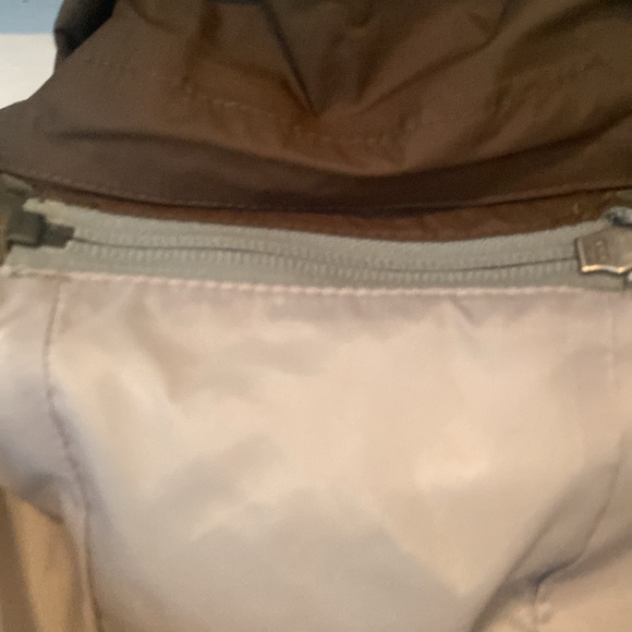 North Face Lightweight Jacket - Picture 4 of 12